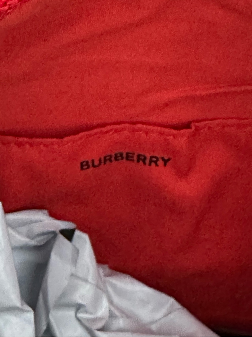 Burberry Red Beauty Bag GWP item NWOT PLZ READ DESCRIPTION - Picture 7 of 7